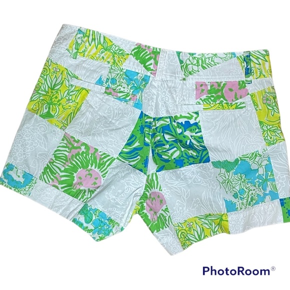 Lilly Pulitzer Multicolor Callahan Stretch Shorts Size 4 EUC - Picture 2 of 6